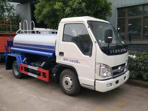 2吨洒水车价格-福田2立方洒水车报价