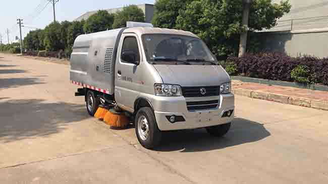 旺龙威牌WLW5030TSLE型扫路车